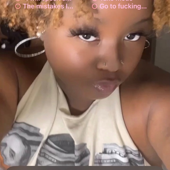 Meet your Posher, Aolani - Picture 1 of 2